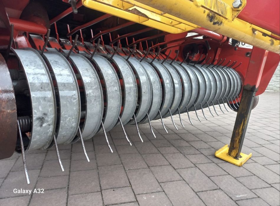 Presa Metal Fach Z 562 (balotiera 120/120)