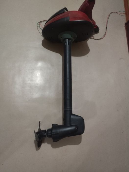 Электромотор от водяного скутера .