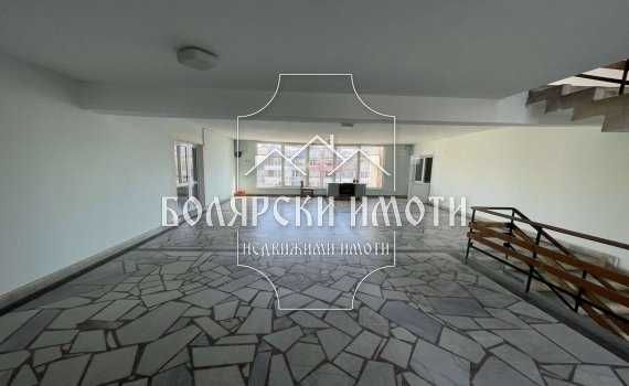 Продава се Офис в Велико Търново, Център - 433 кв.м за 539 €/кв.м - Снимка #12