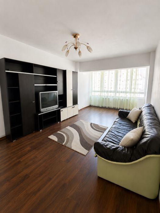 Inchiriez apartament 3 camere ultracentral