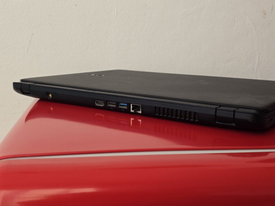 Laptop Aspire ES 1-532G