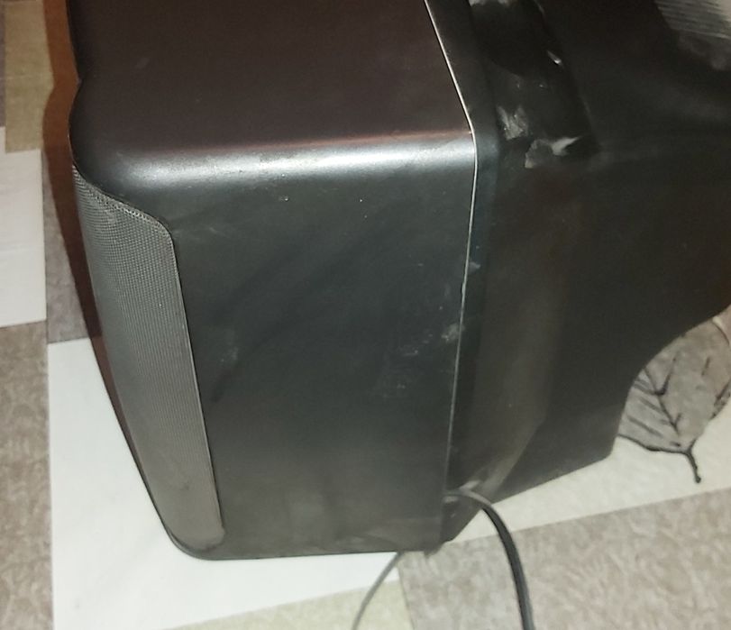 Продавам телевизор JVC