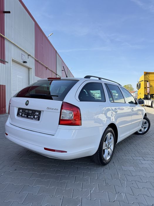 Skoda Octavia 1.6tdi DSG impecabil