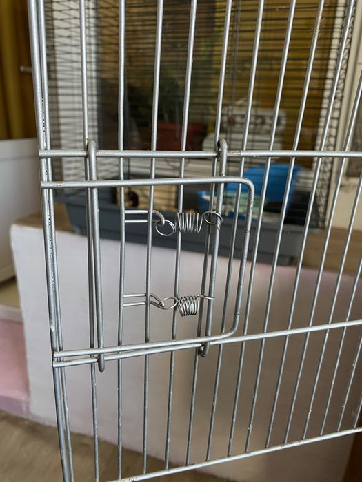 Клетка для крыс, очень прочная.