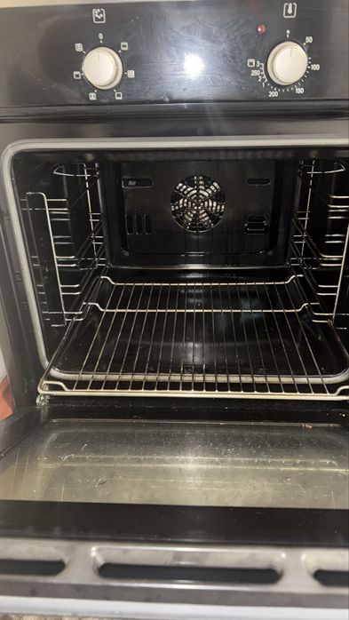 Встроенная духовка