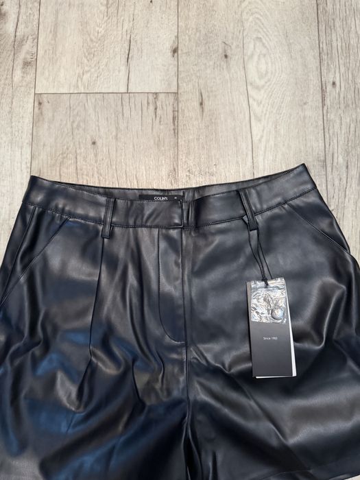 Продам кожаные шорты