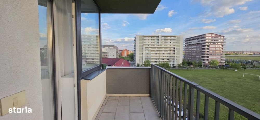 Apartament 3 camere de vânzare, cart. Prima Sova