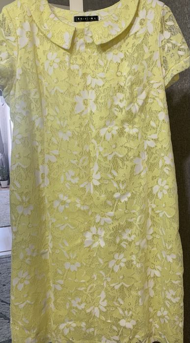 Платья для женщины