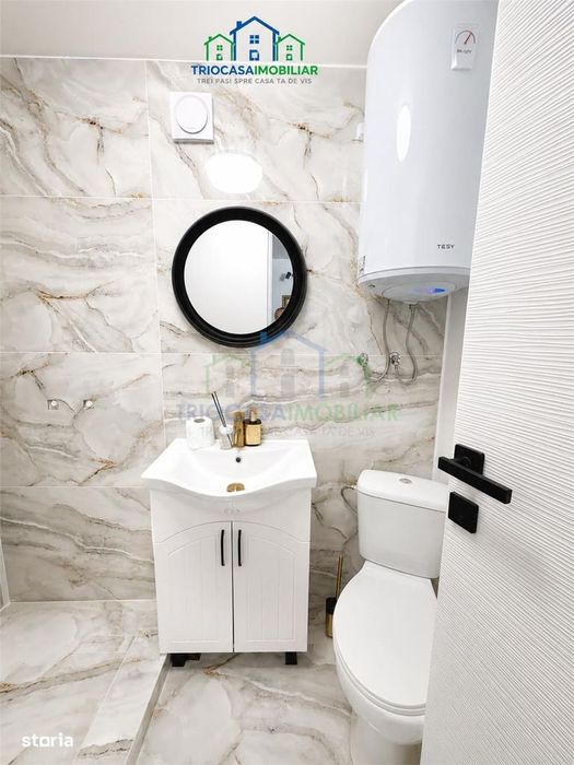 Garsoniera  Spatiu comercial