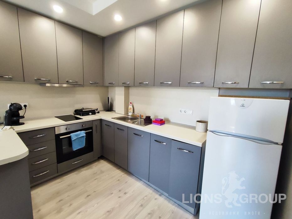 Продава се Двустаен апартамент в Варна, Възраждане 3 - 57 кв.м за 2281 €/кв.м - Снимка #5