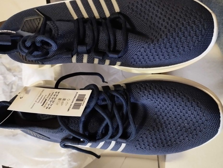 Чисто нови обувки