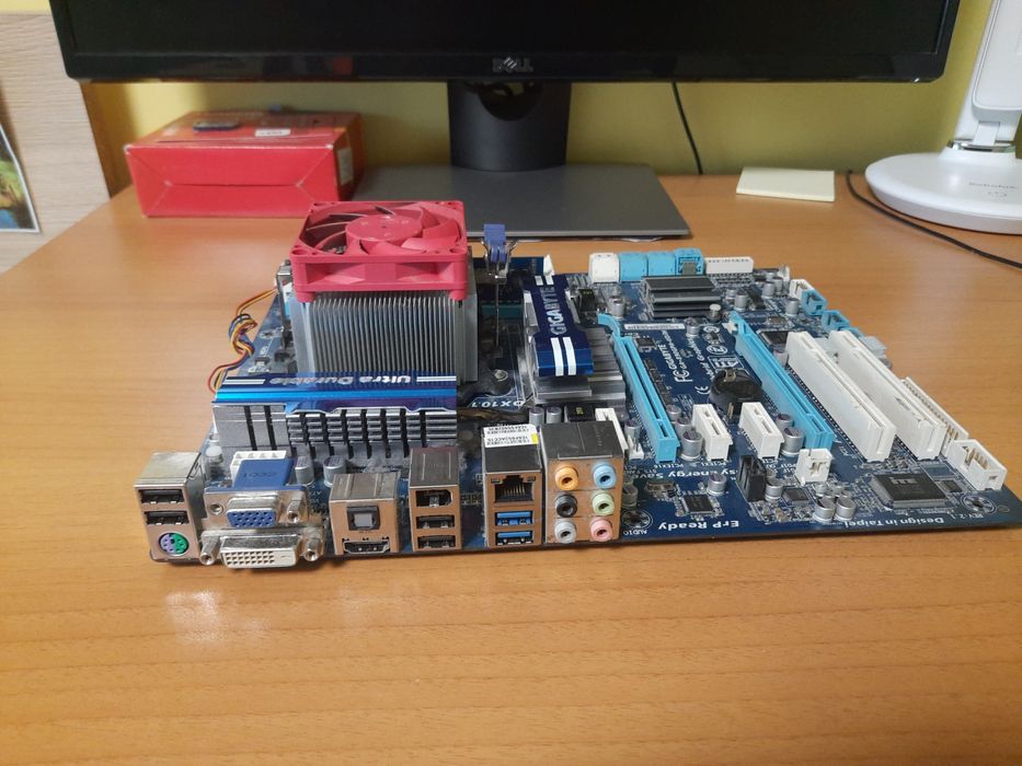 59 лв Геймърско дъно GIGABYTE GA -890GPA-UD3H 3.0 в к-т процесор и охл