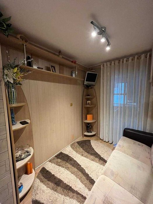 Inchiriez apartament zona centrala Unirii