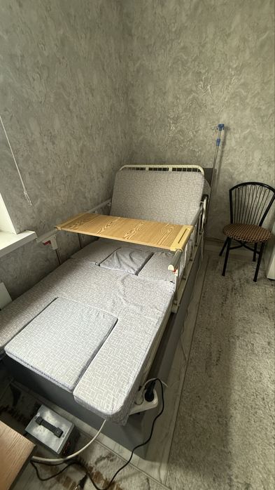 Кравать для инвалидов в лежачим састояние