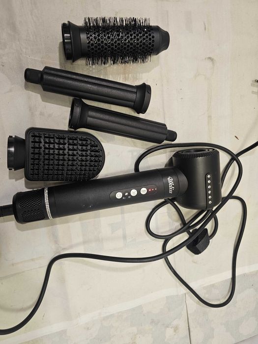 Uscator 7in1 Ulkliss ca si dyson