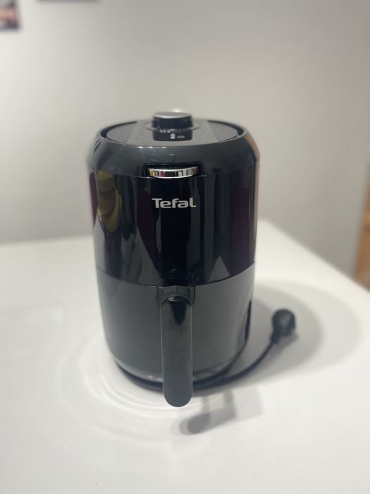 Friteuza cu aer cald Tefal -air fryer
