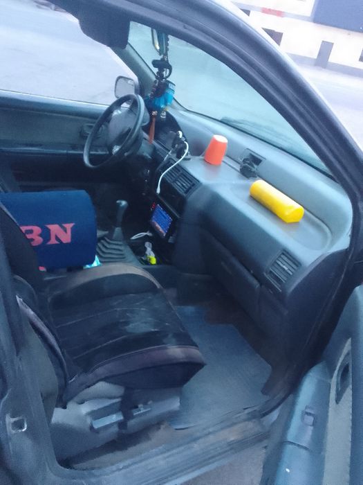 Митсубиси спейс вагон