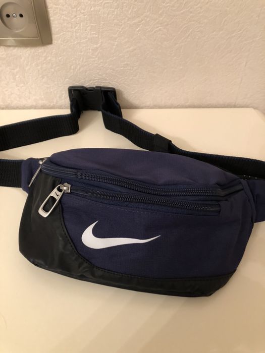 Поясная сумка новая