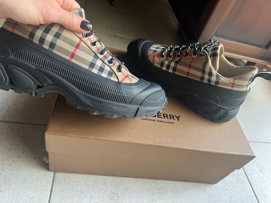 Burberry - зимни сникърси