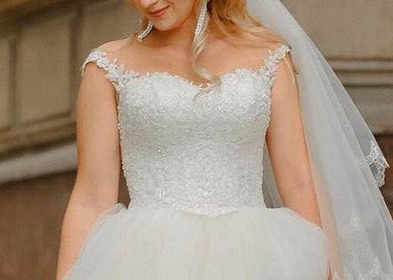 Rochie de mireasă tip prințesă