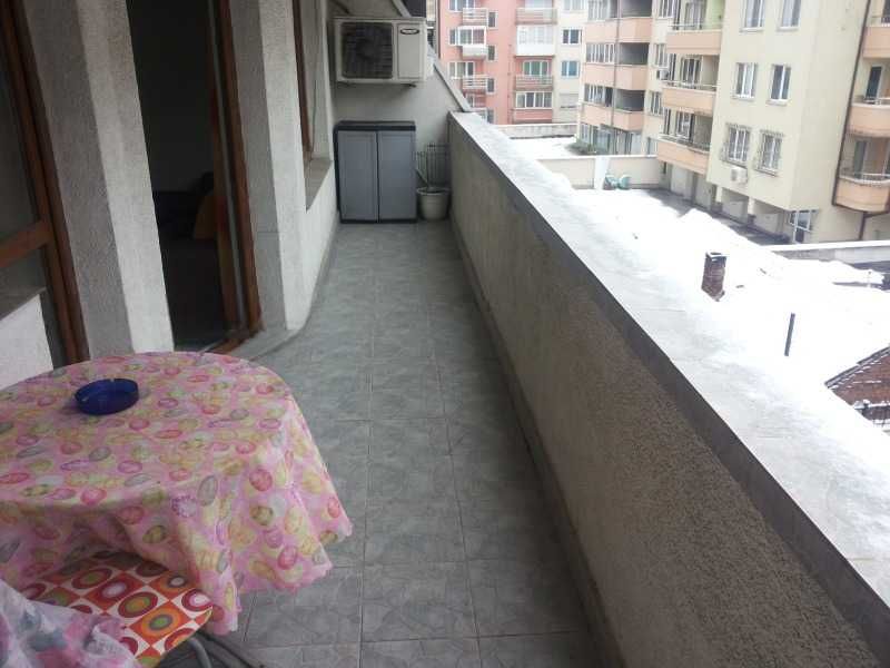 Дава се под наем Двустаен апартамент в София, Лозенец - 78 кв.м за 618.12 € - Снимка #9