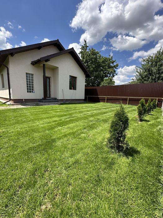 Casa de vânzare în centrul orașului Mihăilești