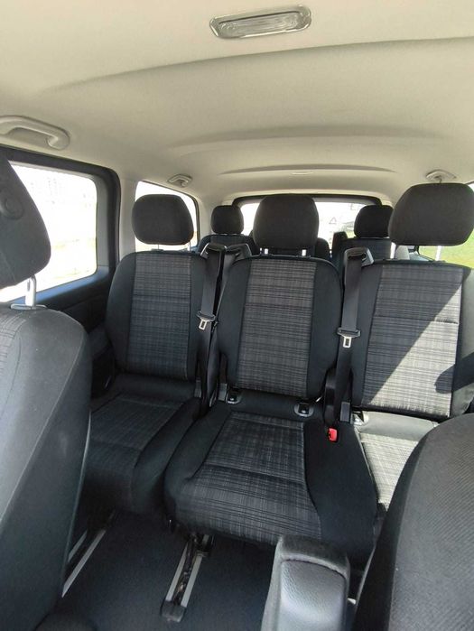 Mercedes-Benz Vito,8 locuri