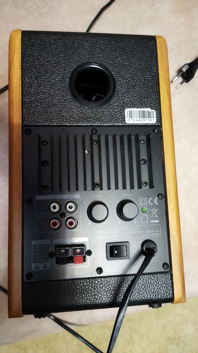 Акустические колонки  Microlab b-77