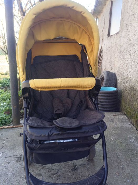 Детски стоки. Бебешка количка