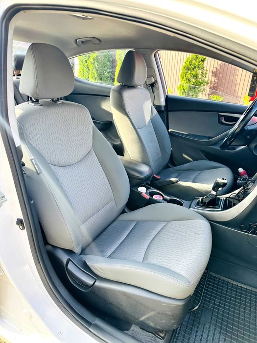 Hyundai Elantra 1.6 MPi