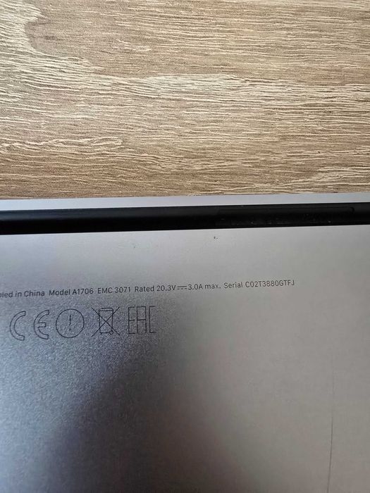 Defect   MacBook Pro (13-inch, 2016, 4 TBT3)