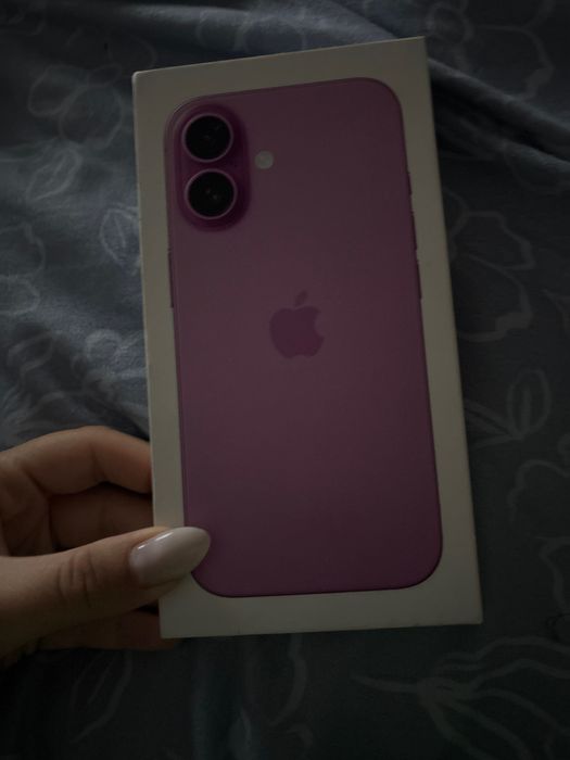 Телефон Iphone  16