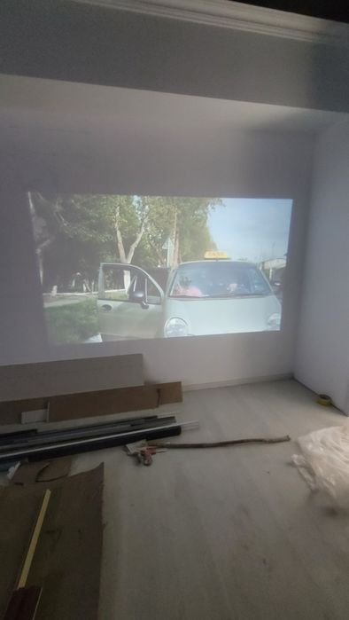 Proyektor 2k ultra hjd