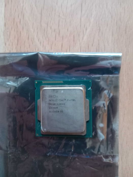 CPU  процесор Intel i7-4790S