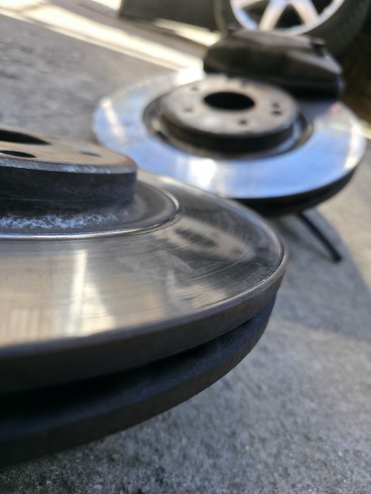 Sport edition предна спирачна система 330mm BREMBO