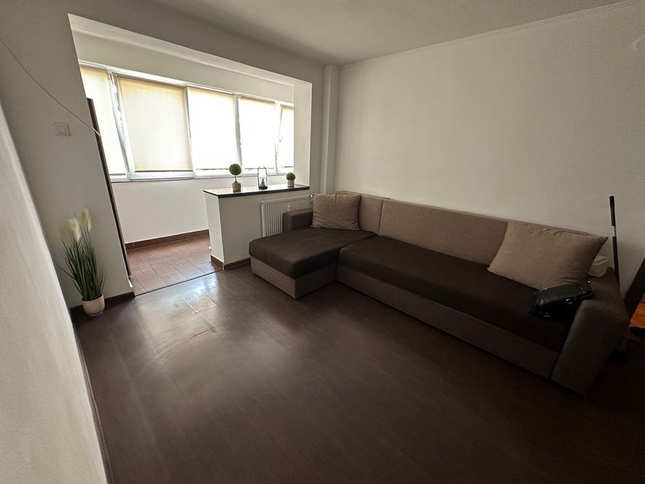 Inchiriez apartament 2 camere,Bd.Constructorilor.