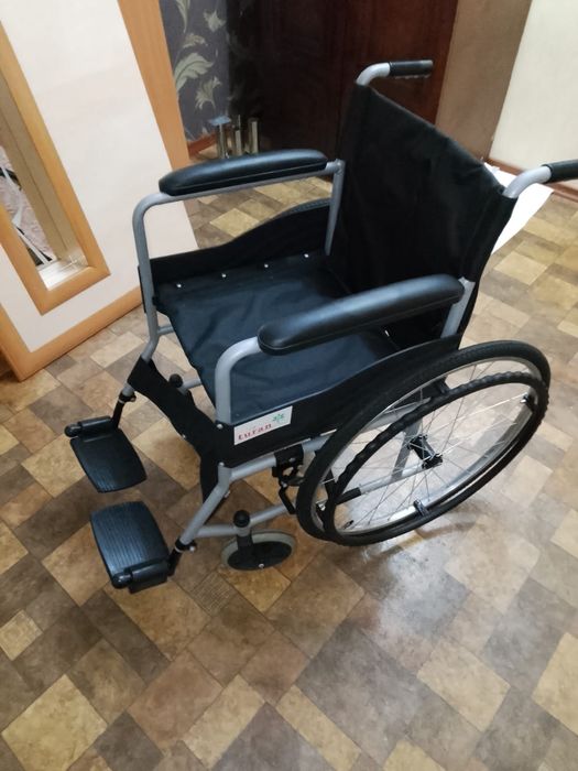 Инвалидная коляска