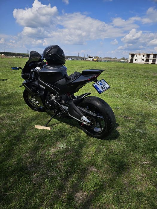 Aprilia RS 660 2023 – FULL CARBON – Evacuare – Soft – 11.500 km – Impecabilă