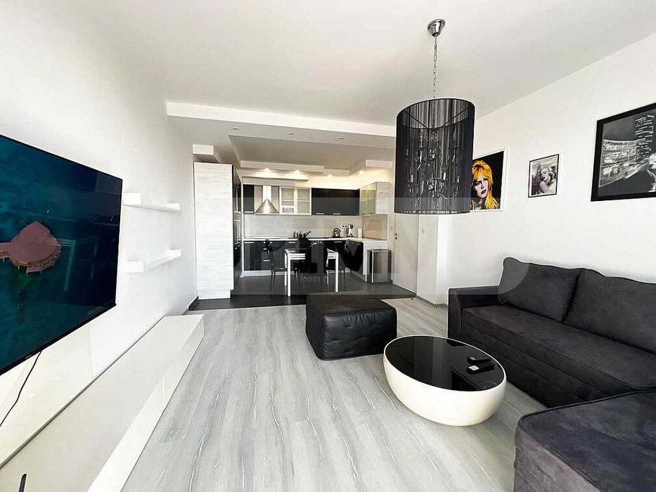 Продава се Двустаен апартамент в Варна, м-т Траката - 73 кв.м за 3083 €/кв.м - Снимка #1