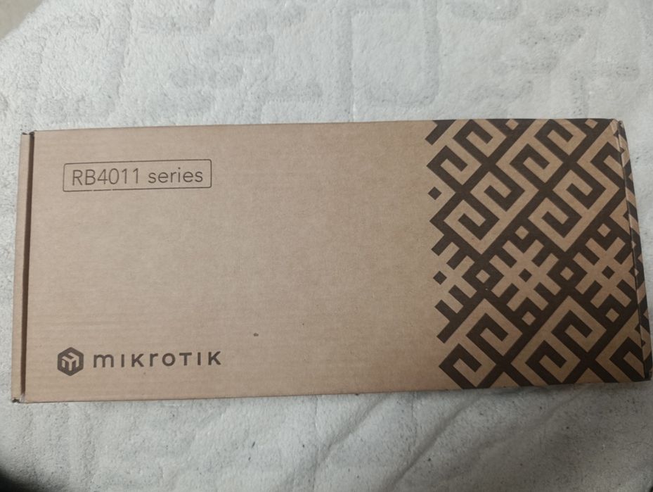 Маршрутизатор mikrotik rb4011