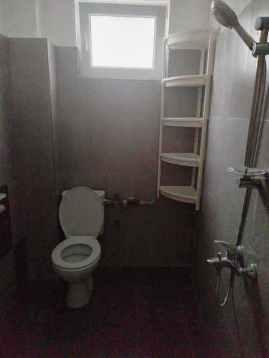 Дава се под наем Етаж от къща в Асеновград - 160 кв.м за 598.23 € - Снимка #12
