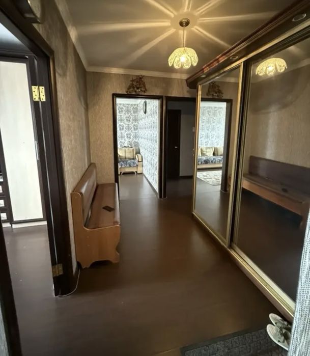 Продам 3 комн квартиру.