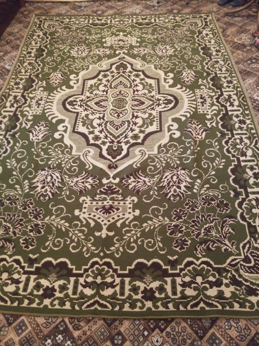 Жакардов килим, голям