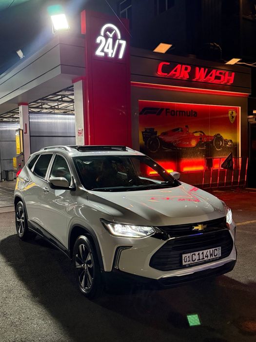Tracker premier plus2025