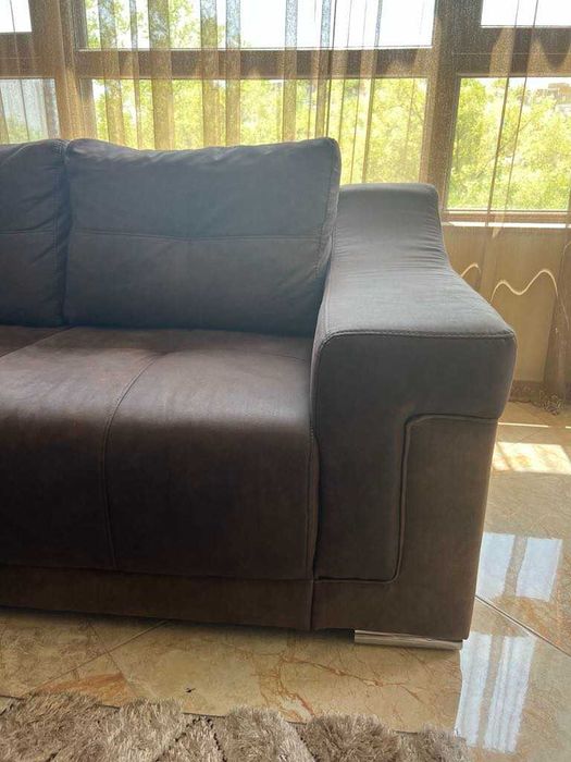 Ъглов диван с функция сън