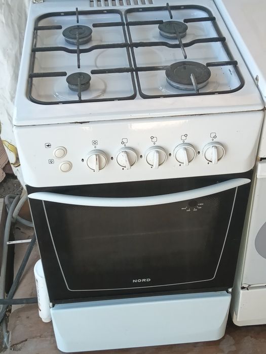 Продам газ плиту Норд
