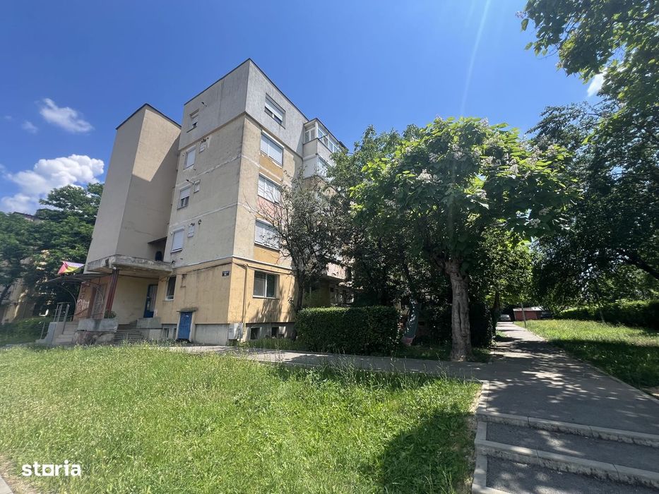 Apartament 3 camere | Etaj 1 | Botizului