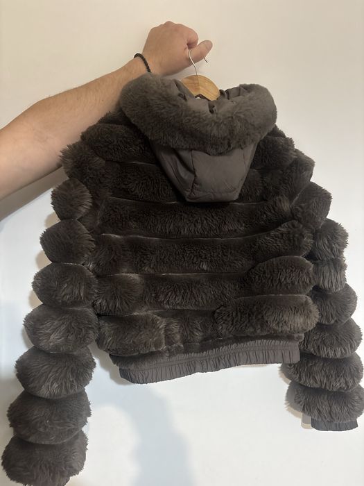 Кафяво пухено яке