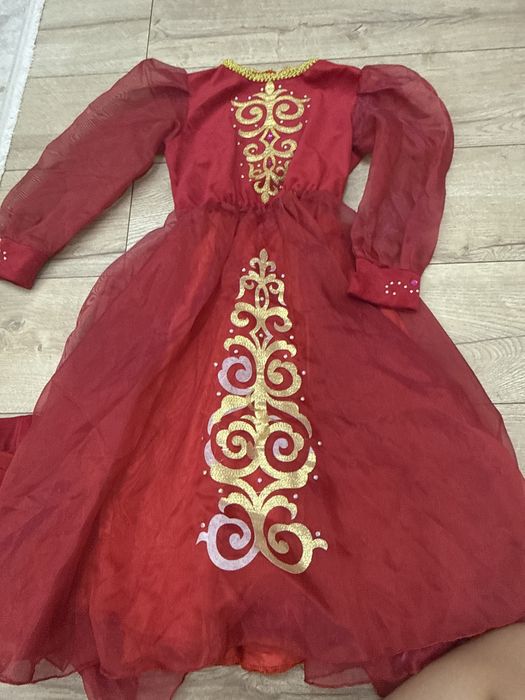 Казахский и современный костюм