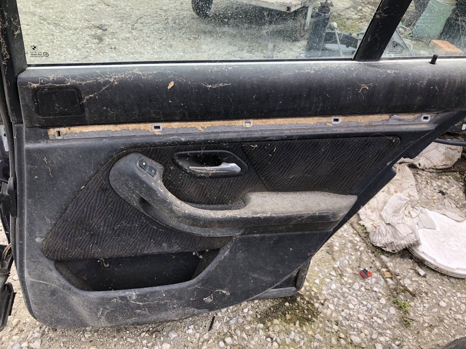 Врати за БМВ Е 39 комби